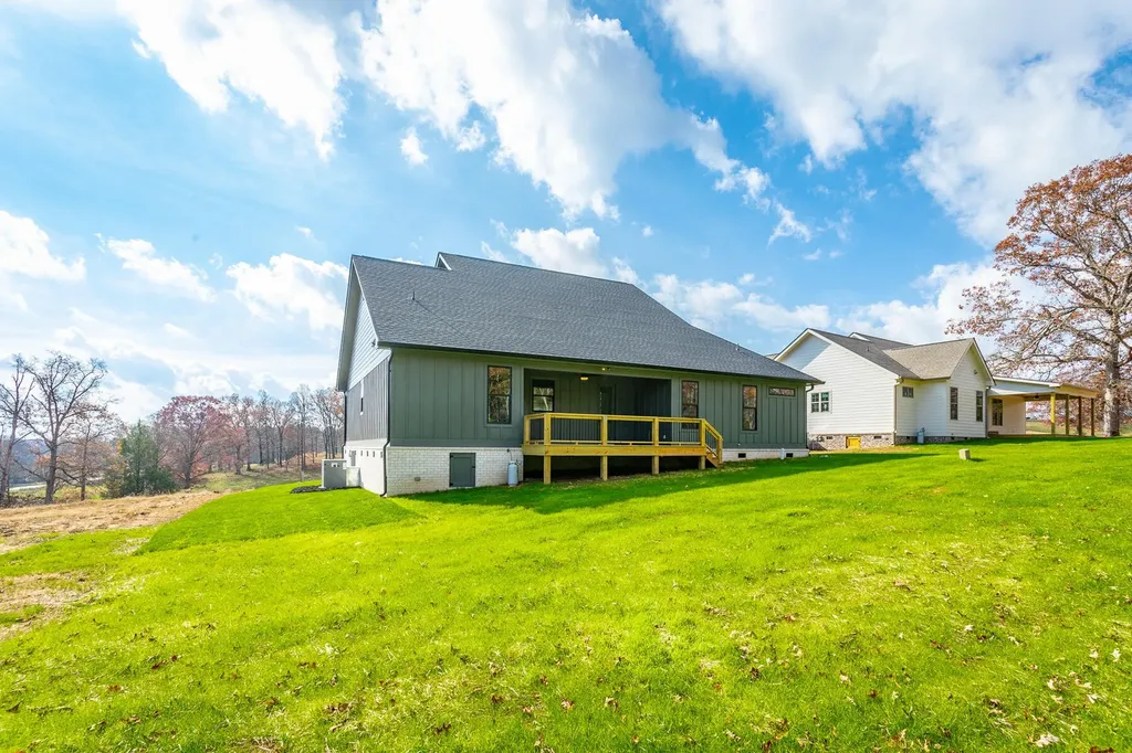 7383 Ferrell Farms Drive Harrison TN 37341