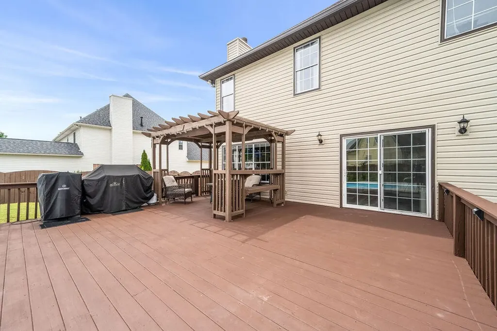 2406 Laurelton Creek Lane Chattanooga TN 37421