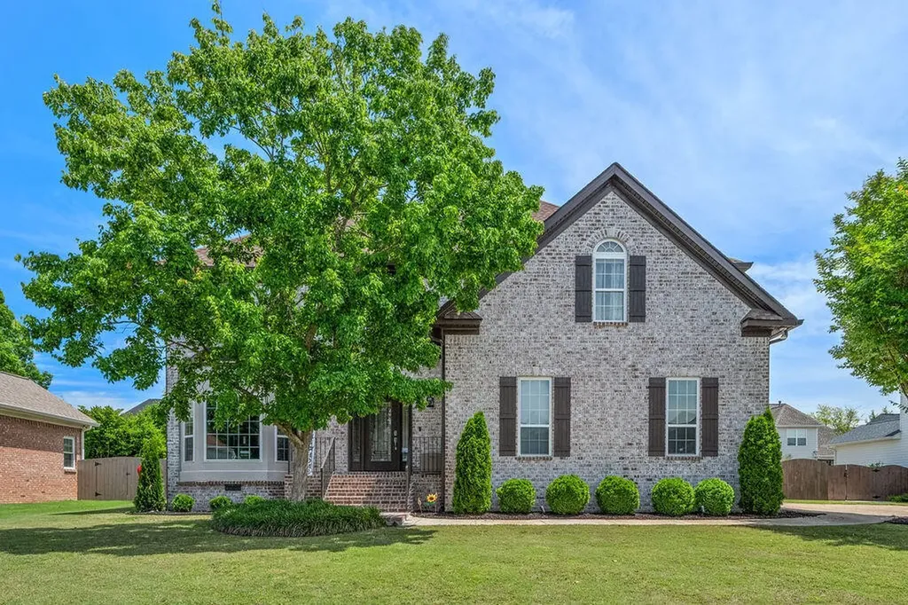 2406 Laurelton Creek Lane Chattanooga TN 37421