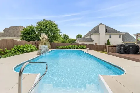 2406 Laurelton Creek Lane Chattanooga TN 37421
