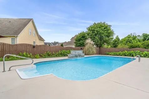 2406 Laurelton Creek Lane Chattanooga TN 37421