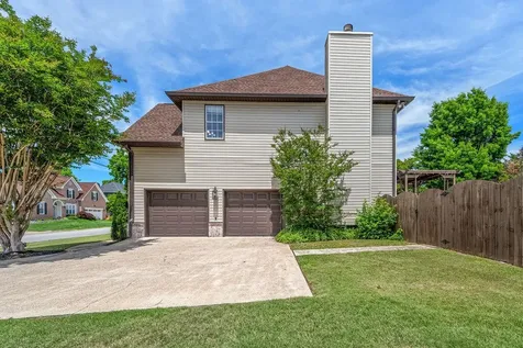 2406 Laurelton Creek Lane Chattanooga TN 37421