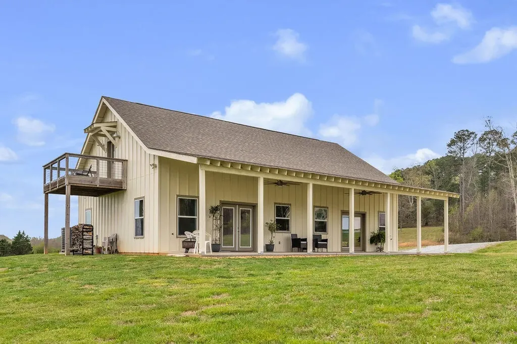 1809 County Road 50 Riceville TN 37370