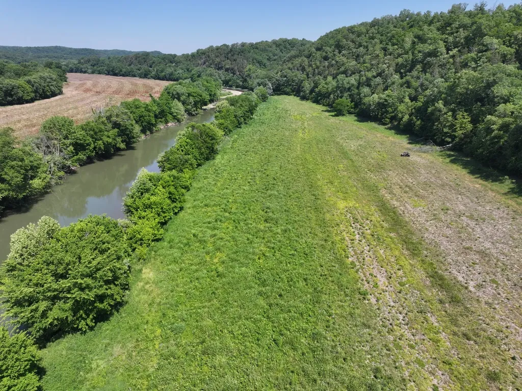 110 Wade Reed Road White Bluff TN 37187