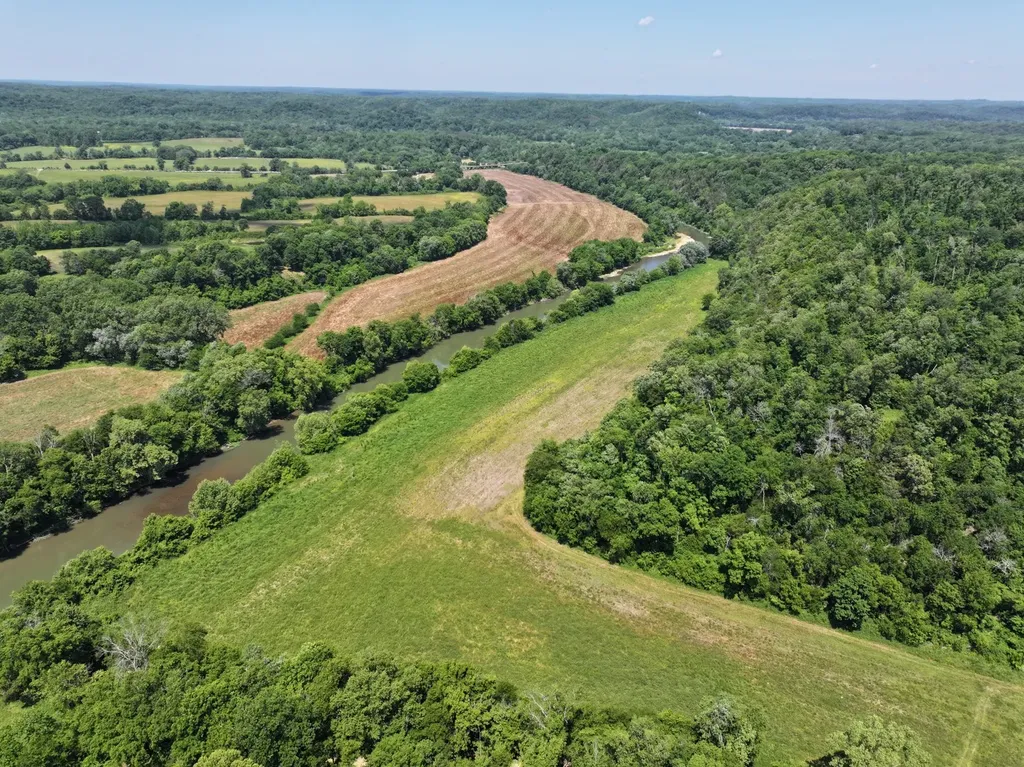 110 Wade Reed Road White Bluff TN 37187