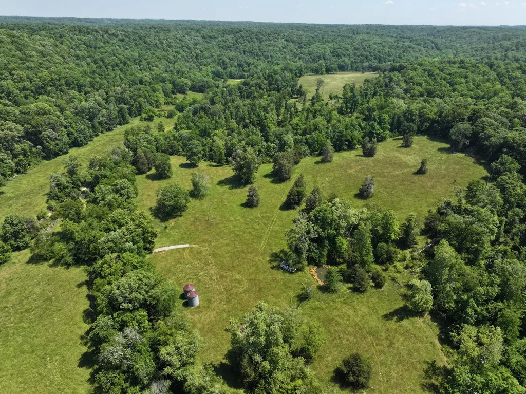 110 Wade Reed Road White Bluff TN 37187