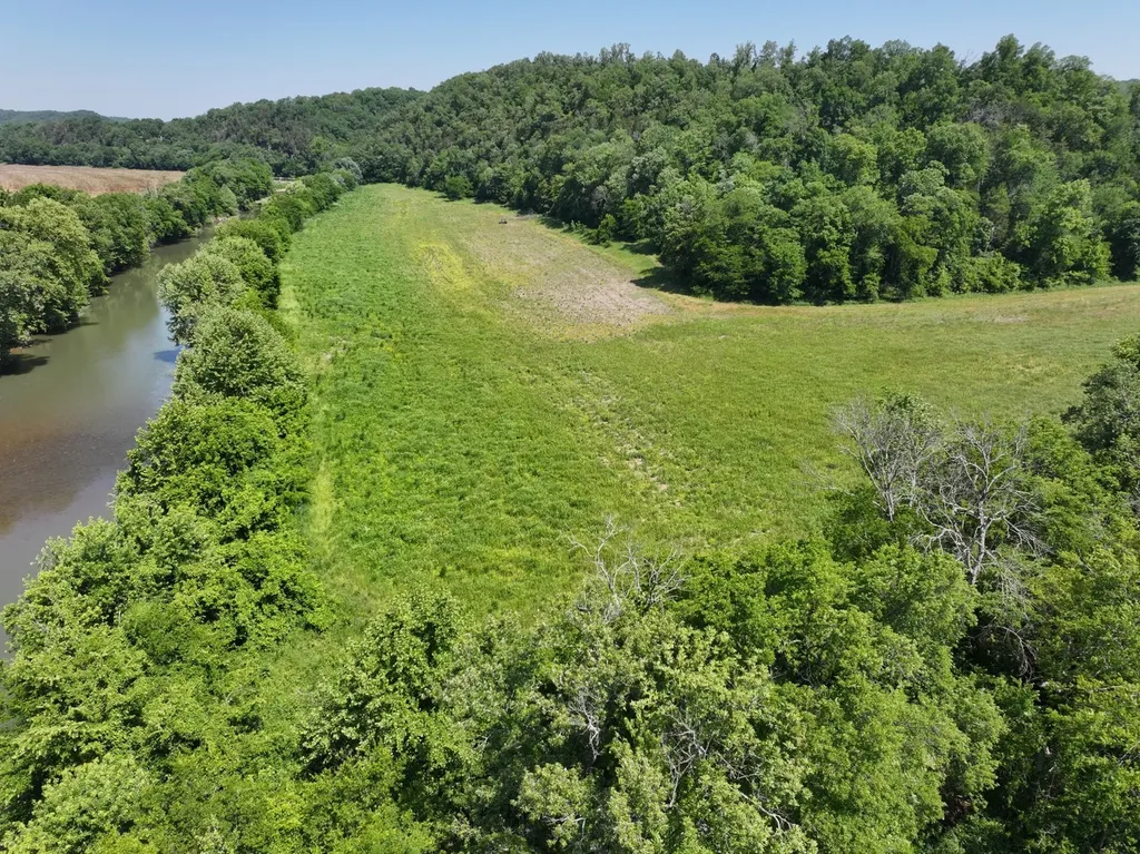 110 Wade Reed Road White Bluff TN 37187