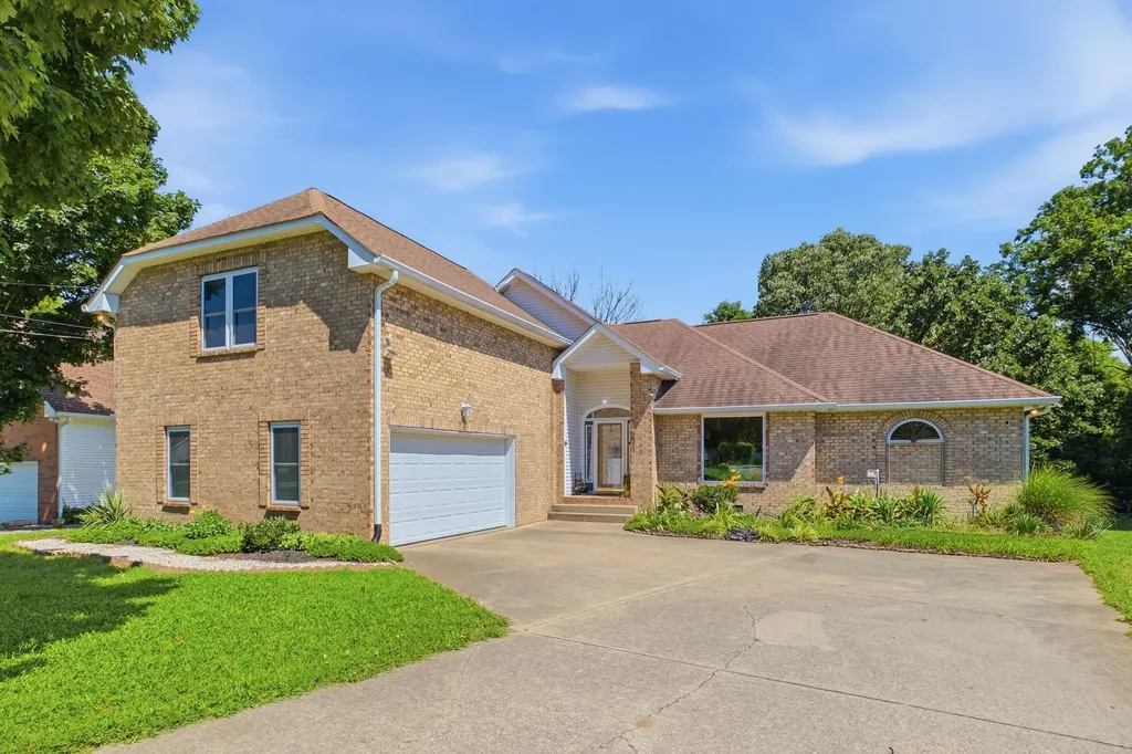 108 Buena Vista Court Nashville TN 37218