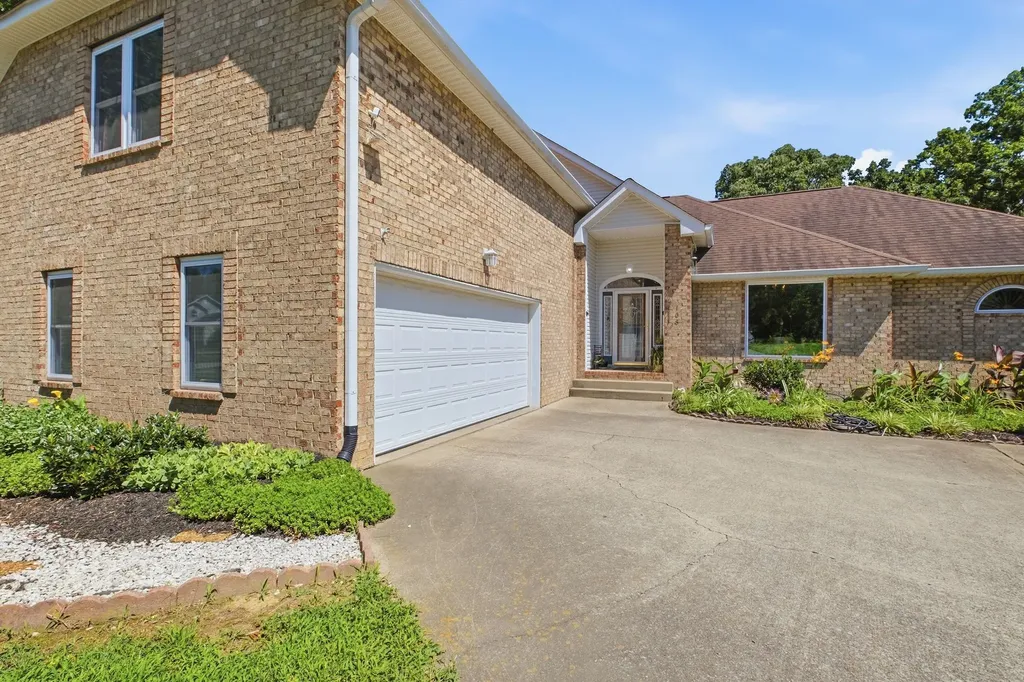 108 Buena Vista Court Nashville TN 37218