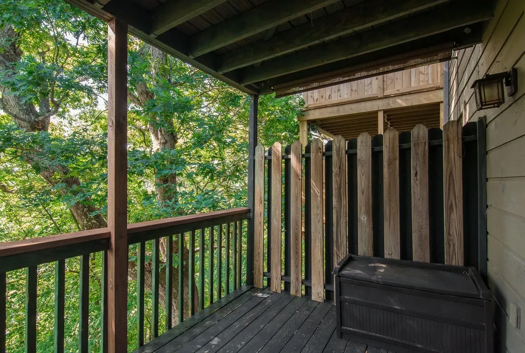 727 Harpeth Trace Drive Nashville TN 37221