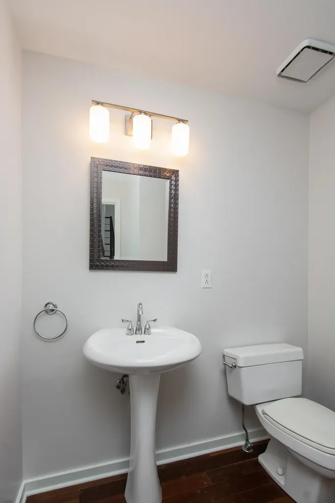 727 Harpeth Trace Drive Nashville TN 37221