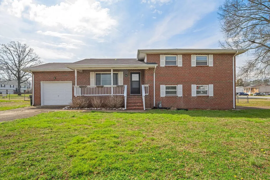 31 Jackson Way Fort Oglethorpe GA 30742