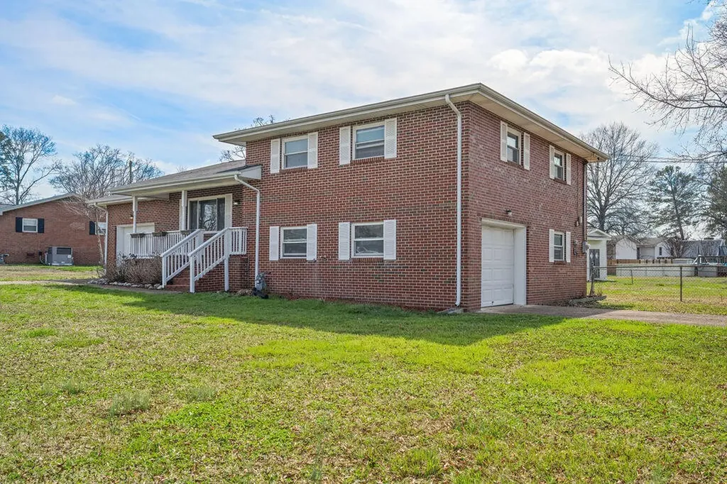 31 Jackson Way Fort Oglethorpe GA 30742