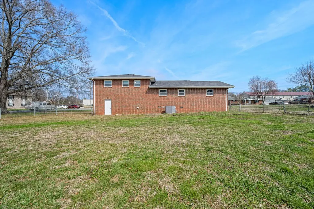 31 Jackson Way Fort Oglethorpe GA 30742