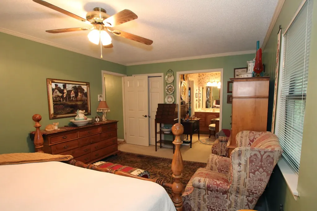 6619 Schooner Bay Lane Hixson TN 37343