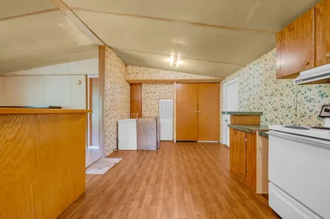 1005 Briarwood Drive Charlotte TN 37036