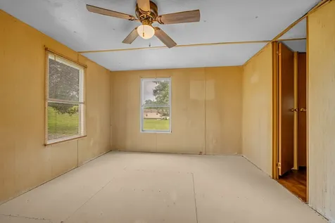 1005 Briarwood Drive Charlotte TN 37036