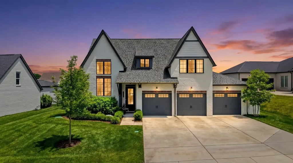 7068 Balcolm Court College Grove TN 37046