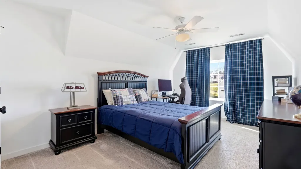 7068 Balcolm Court College Grove TN 37046