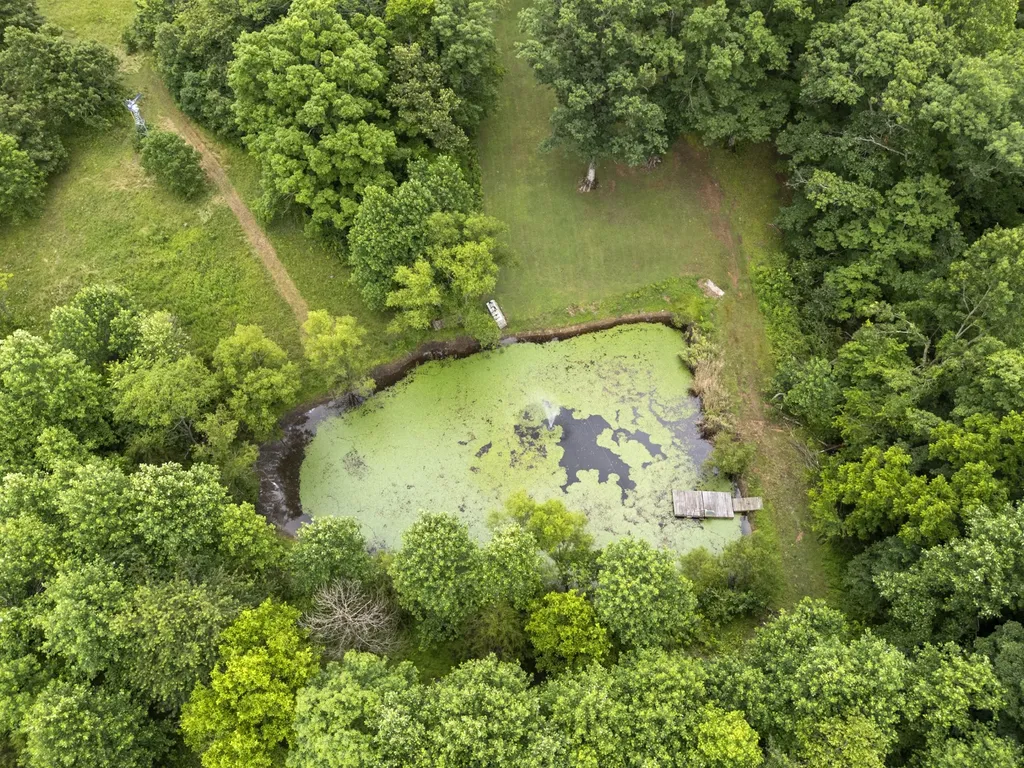 1100 Mill Road Dickson TN 37055