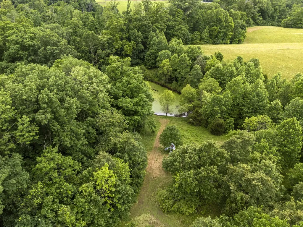 1100 Mill Road Dickson TN 37055