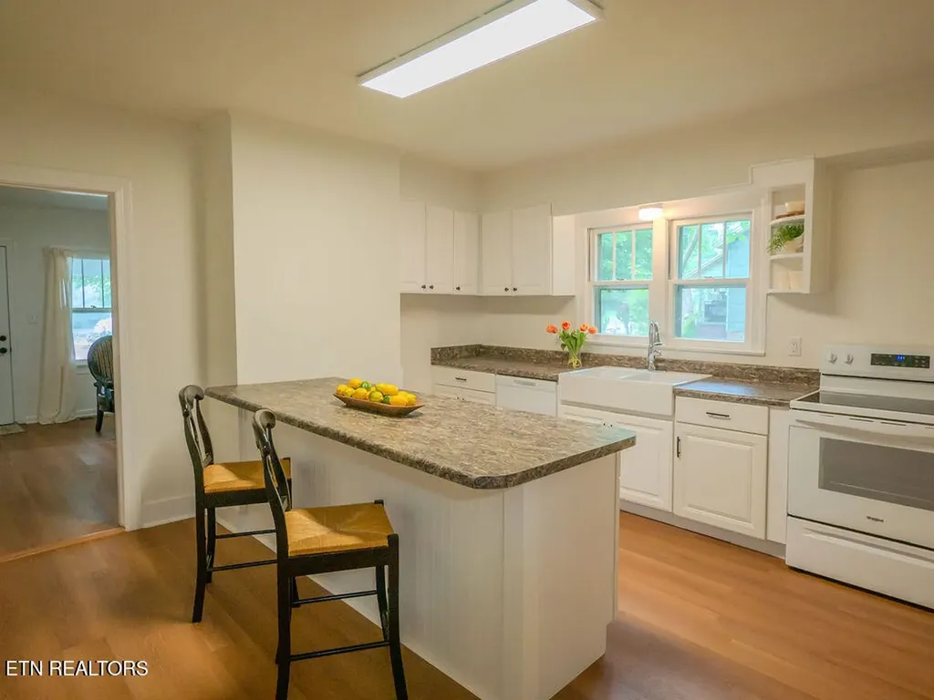 110 Old Englewood Road Englewood TN 37329