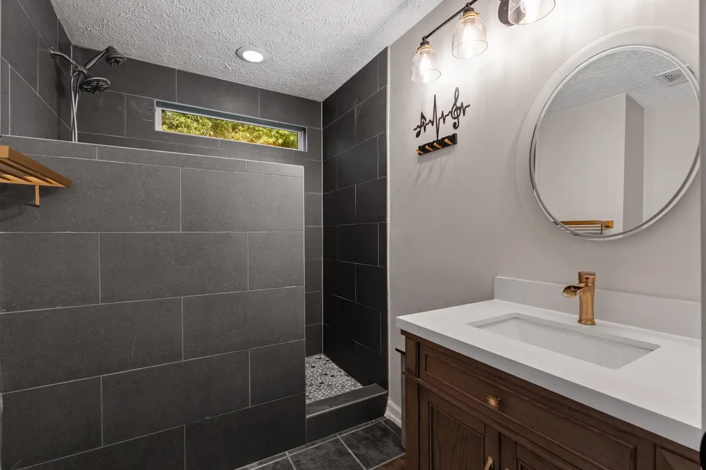 3712 Creston Court Hermitage TN 37076