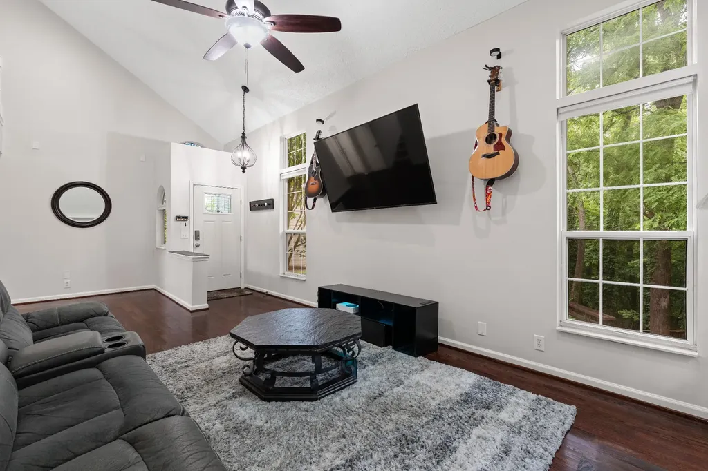 3712 Creston Court Hermitage TN 37076