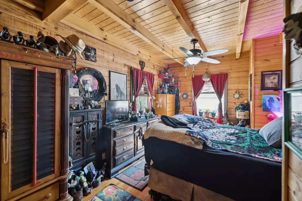 1029 Smithfield Road Tellico Plains TN 37385