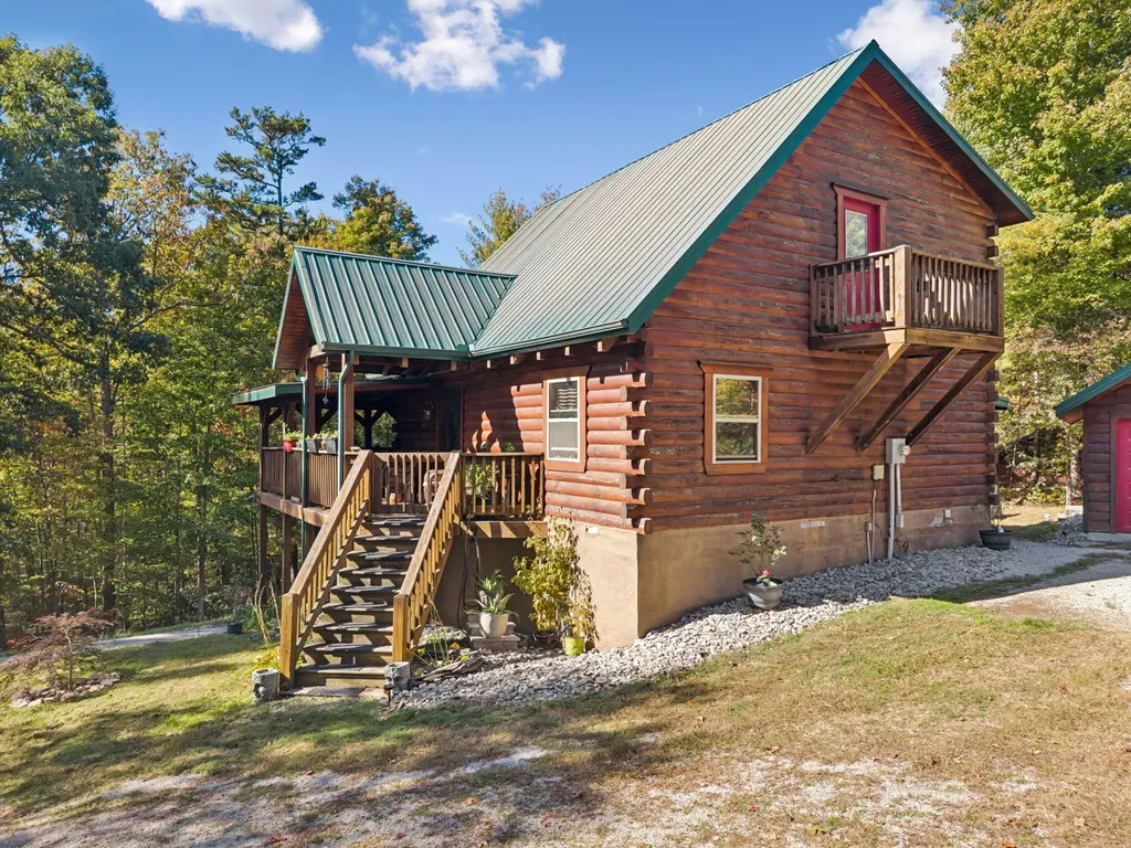 1029 Smithfield Road Tellico Plains TN 37385