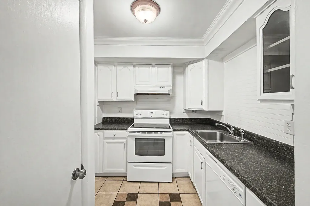 214 Old Hickory Boulevard Nashville TN 37221