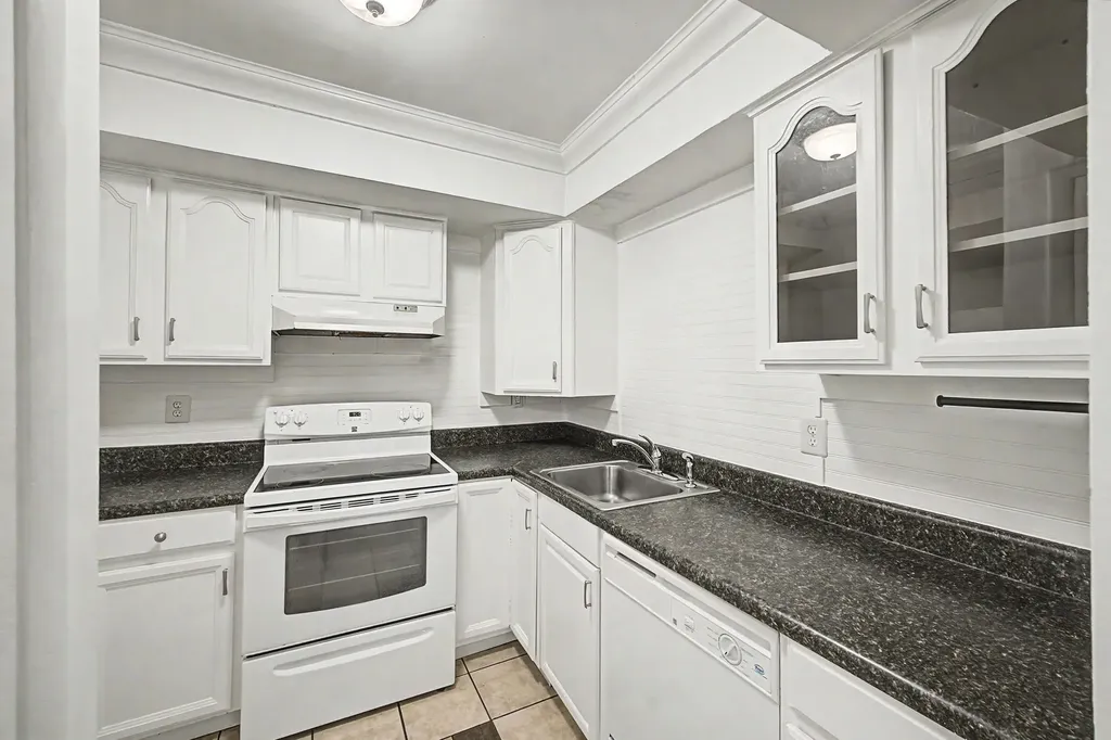 214 Old Hickory Boulevard Nashville TN 37221