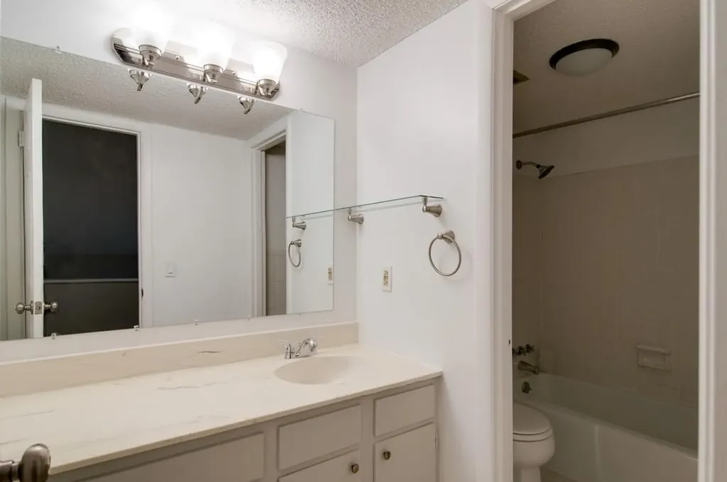214 Old Hickory Boulevard Nashville TN 37221
