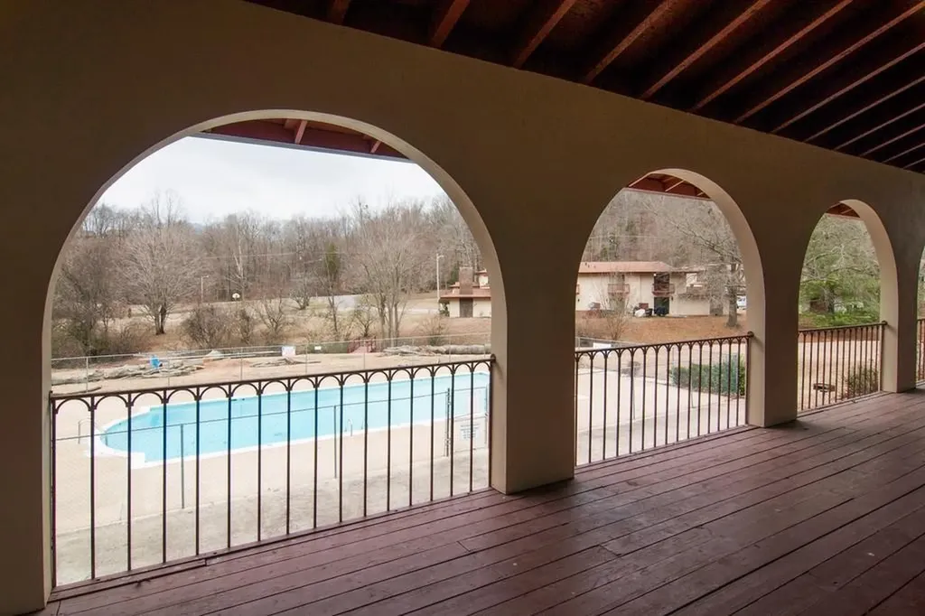 214 Old Hickory Boulevard Nashville TN 37221
