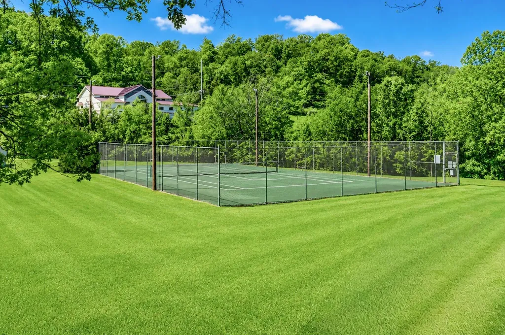 214 Old Hickory Boulevard Nashville TN 37221