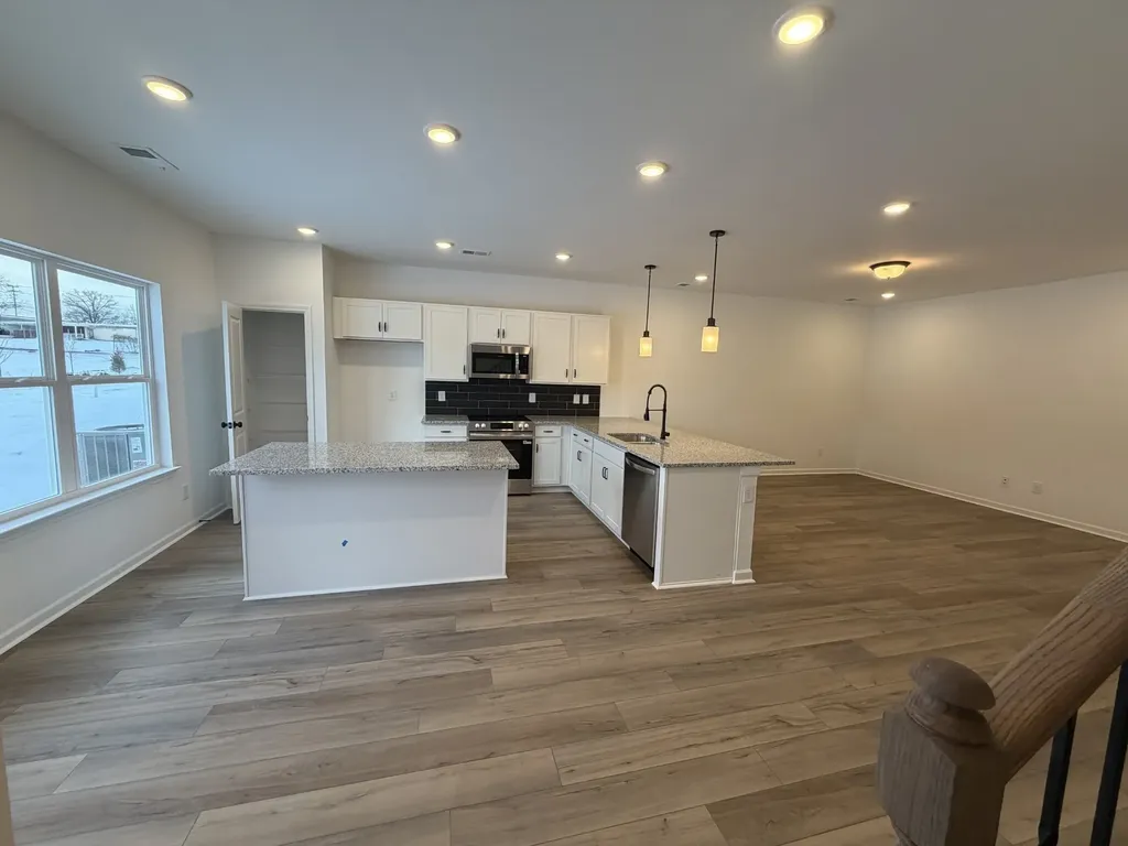 119 Yarrow Loop Clarksville TN 37043