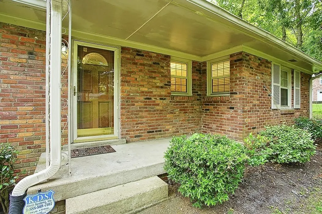 713 Farrell Road Nashville TN 37220