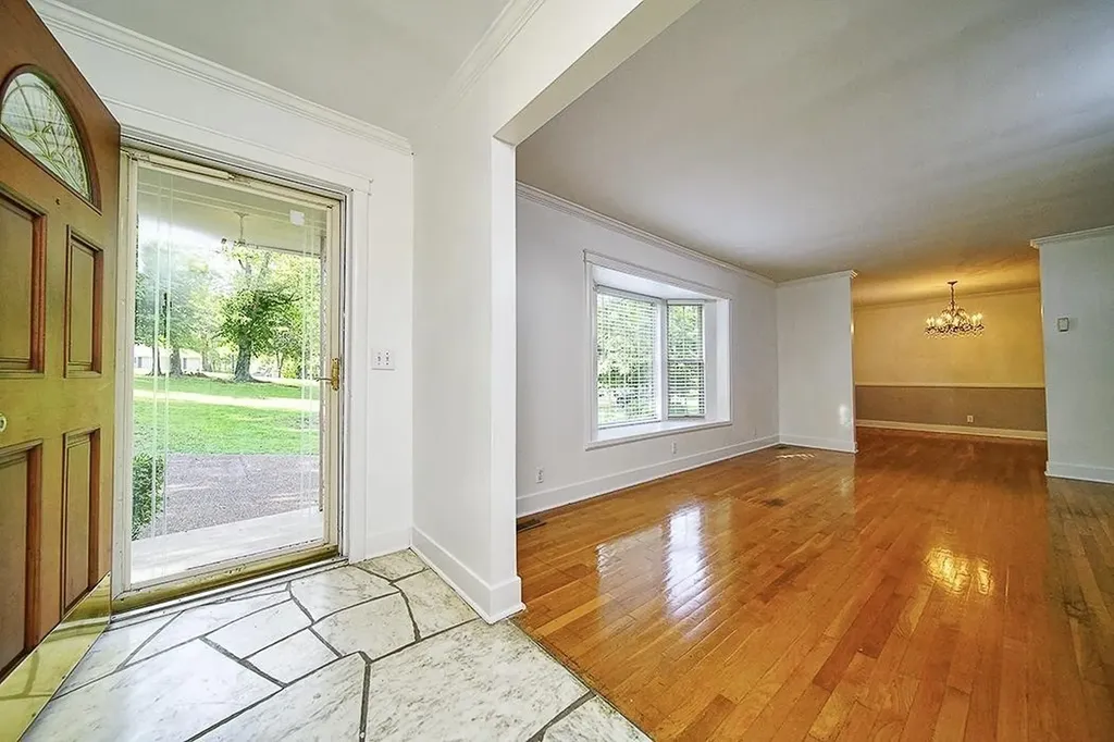 713 Farrell Road Nashville TN 37220