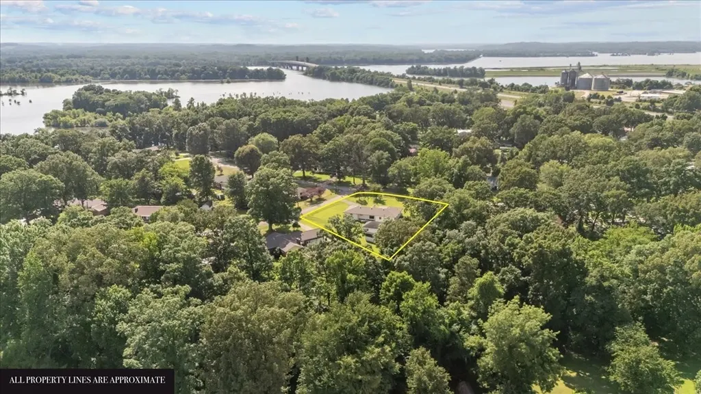215 Sunset Drive New Johnsonville TN 37134
