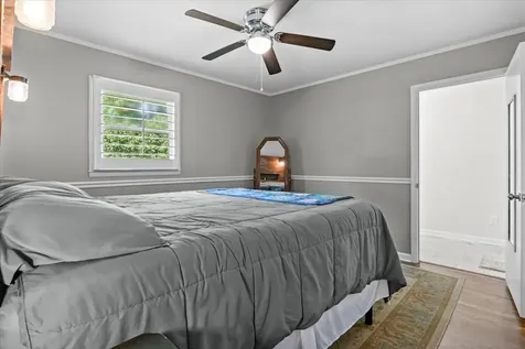 215 Sunset Drive New Johnsonville TN 37134