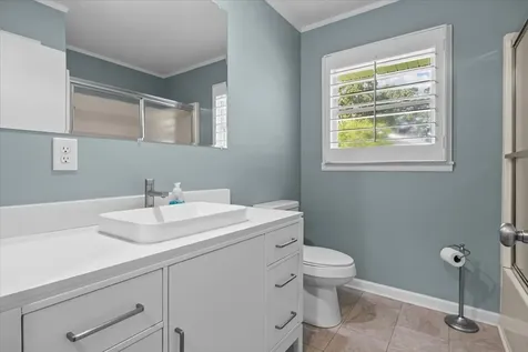 215 Sunset Drive New Johnsonville TN 37134