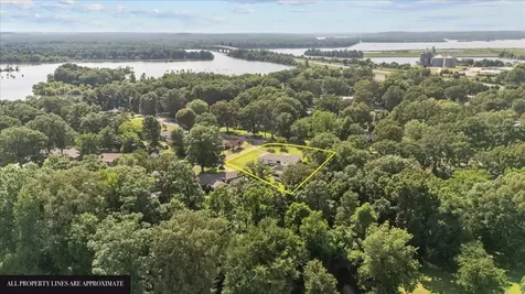 215 Sunset Drive New Johnsonville TN 37134