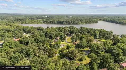 215 Sunset Drive New Johnsonville TN 37134