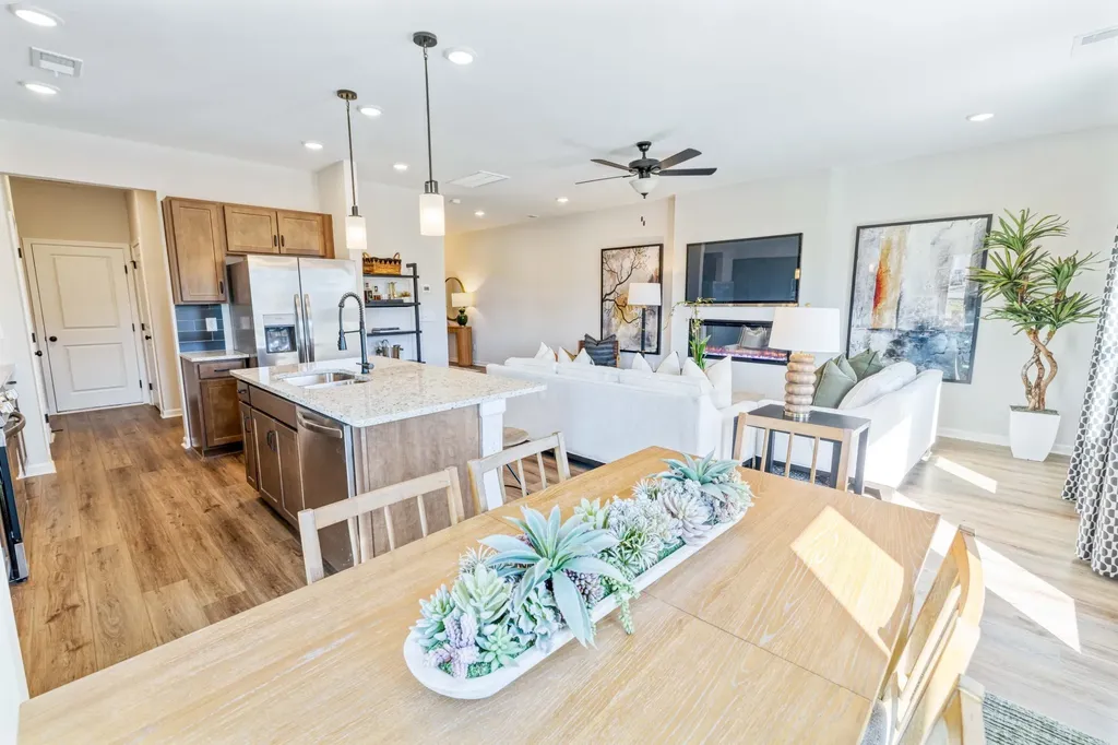 117 Yarrow Loop Clarksville TN 37043