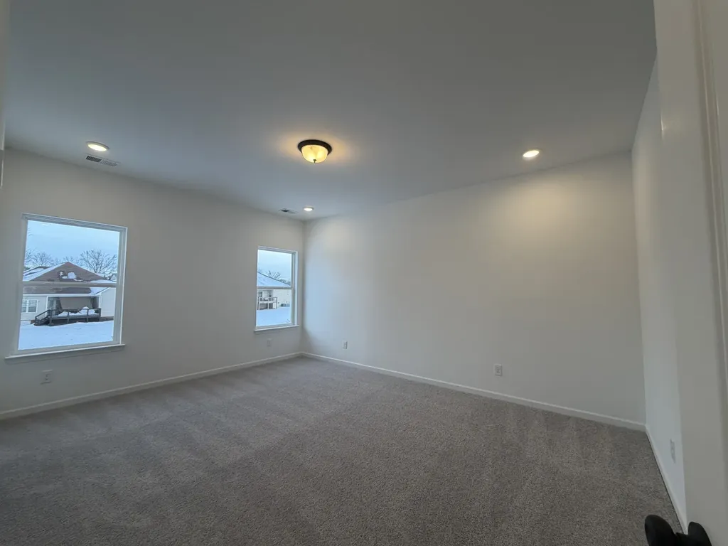 121 Yarrow Loop Clarksville TN 37043