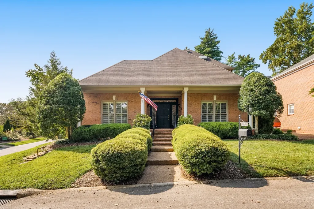 701 Vail Court Nashville TN 37215