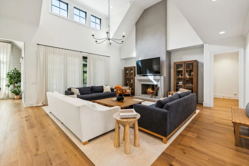 1209 Otter Creek Road Nashville TN 37215
