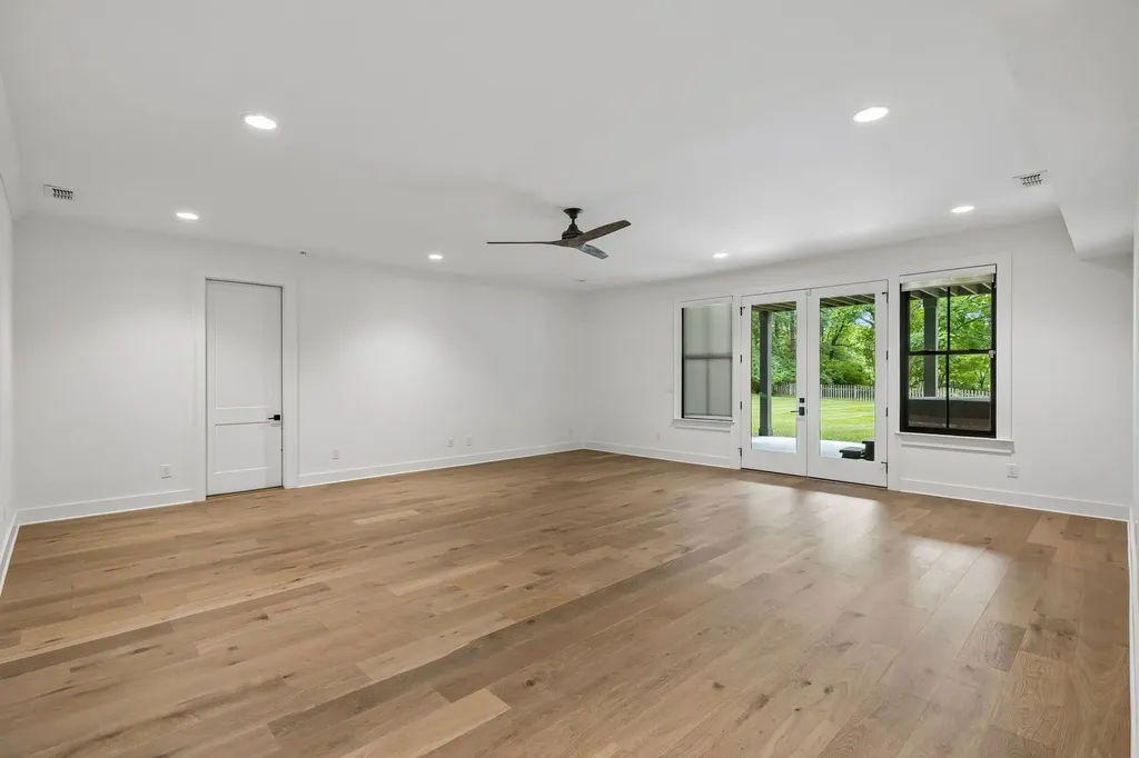 1209 Otter Creek Road Nashville TN 37215