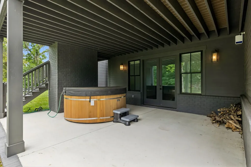 1209 Otter Creek Road Nashville TN 37215