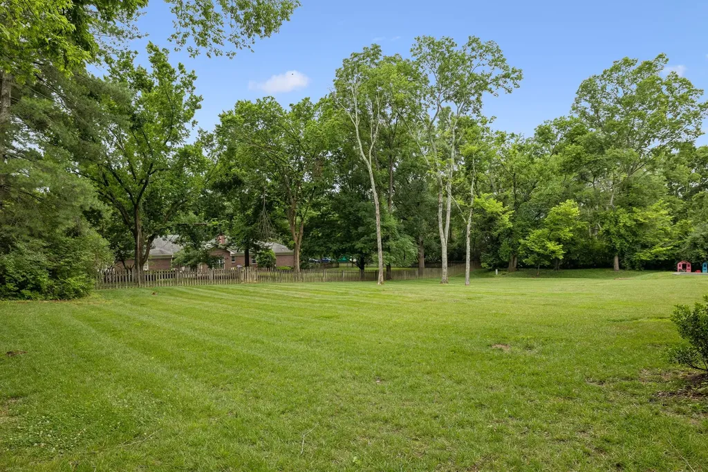 1209 Otter Creek Road Nashville TN 37215